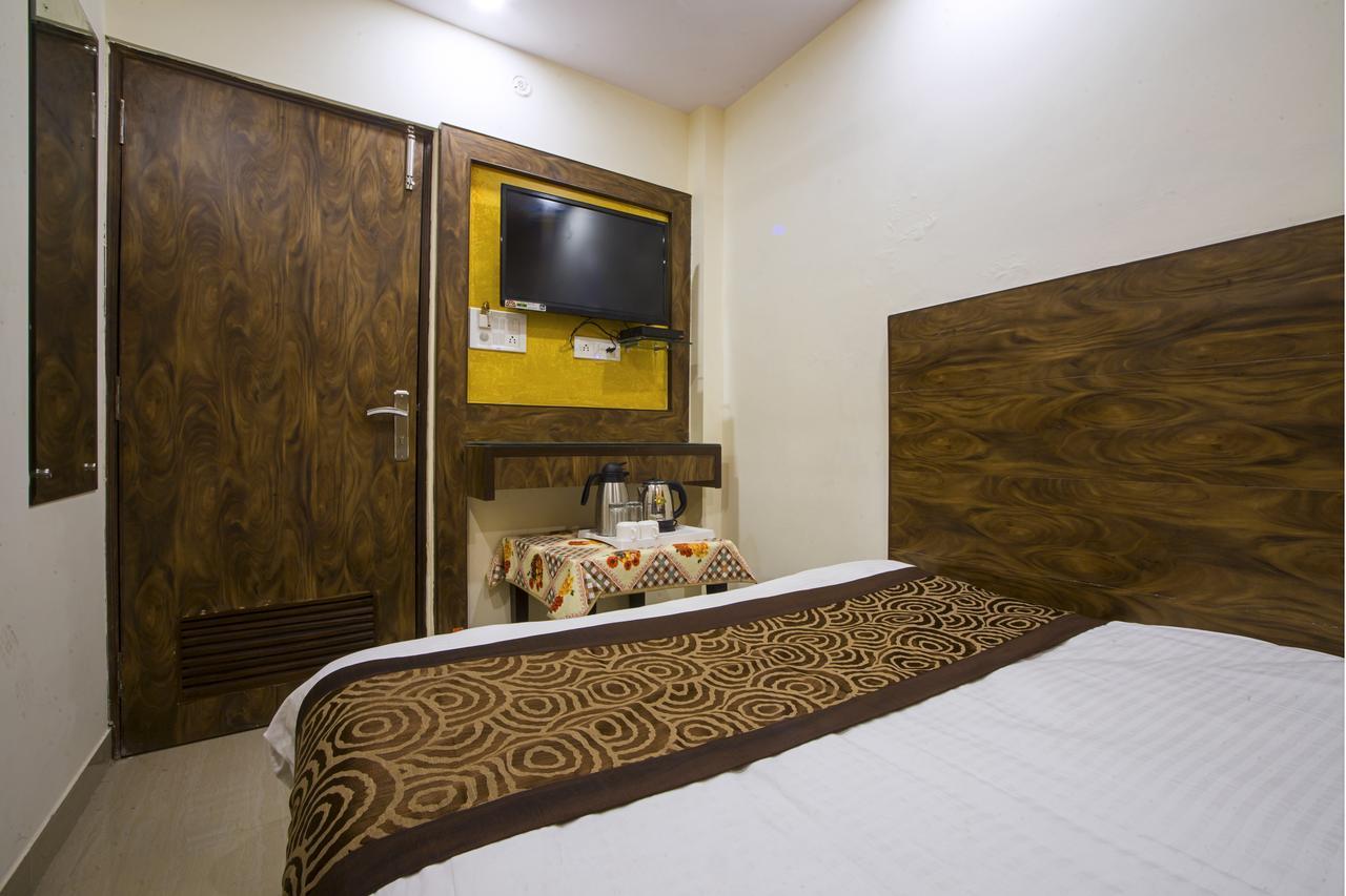 Optimum Oxford International Hotel นิวเดลี ภายนอก รูปภาพ