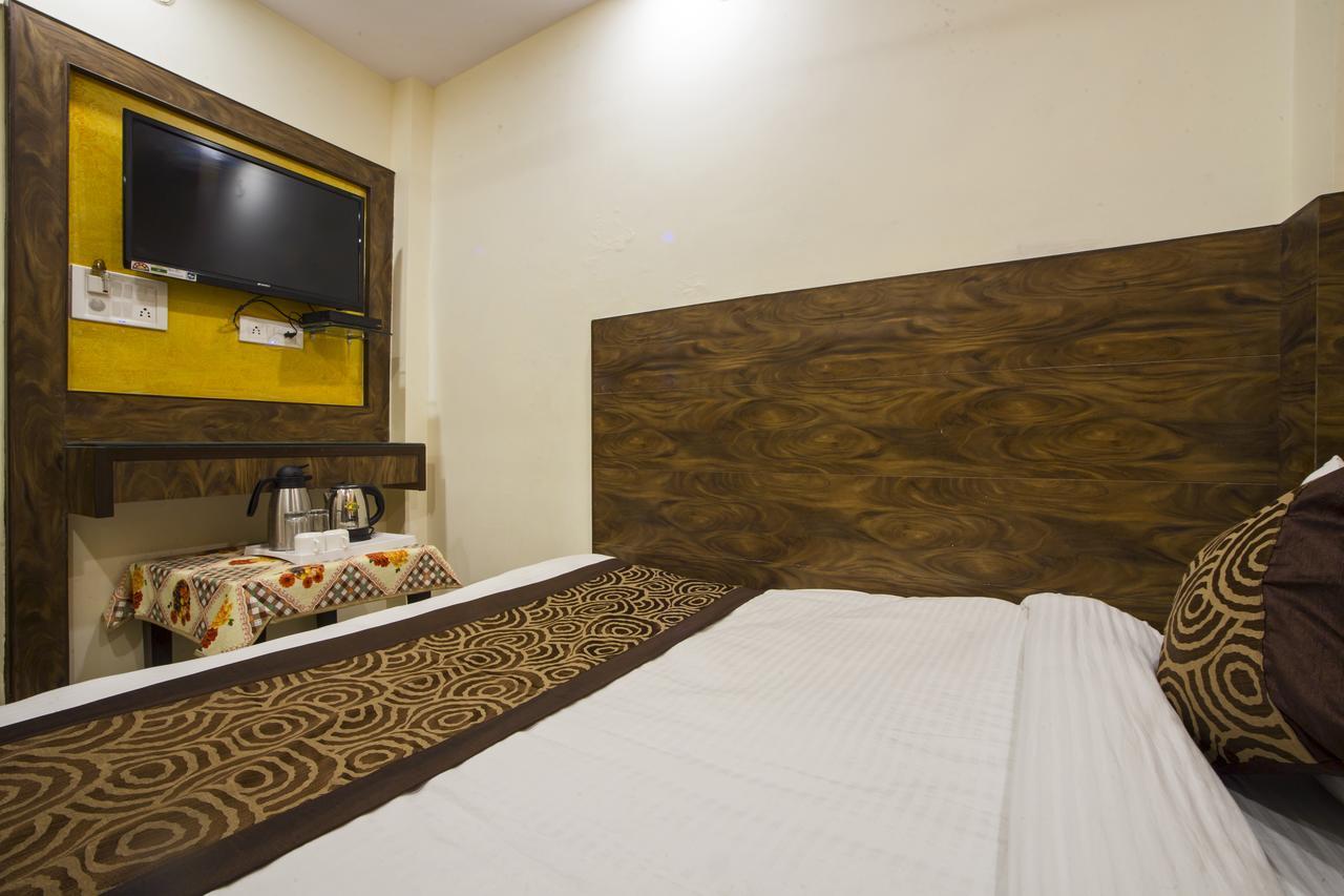 Optimum Oxford International Hotel นิวเดลี ภายนอก รูปภาพ